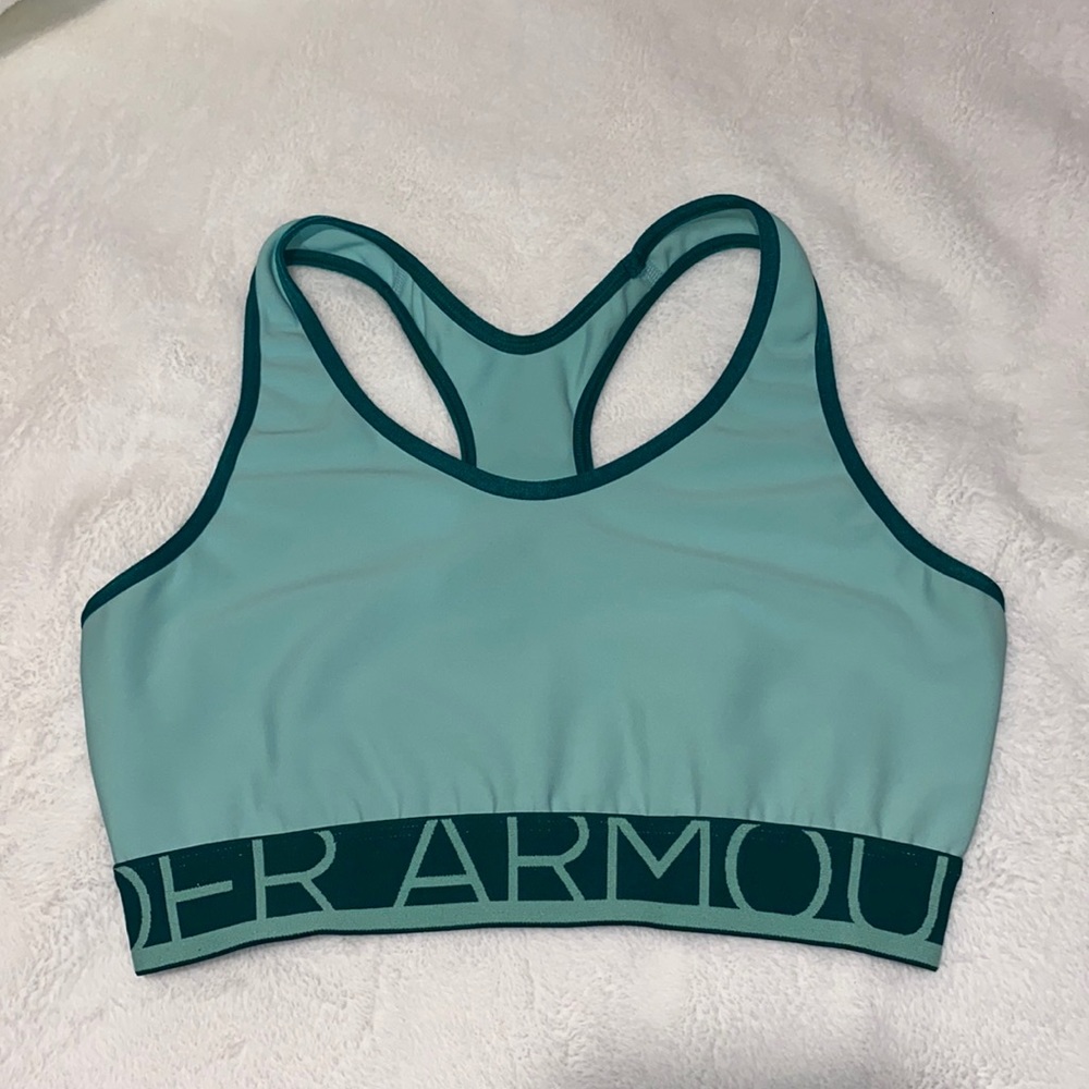 UA sports bra